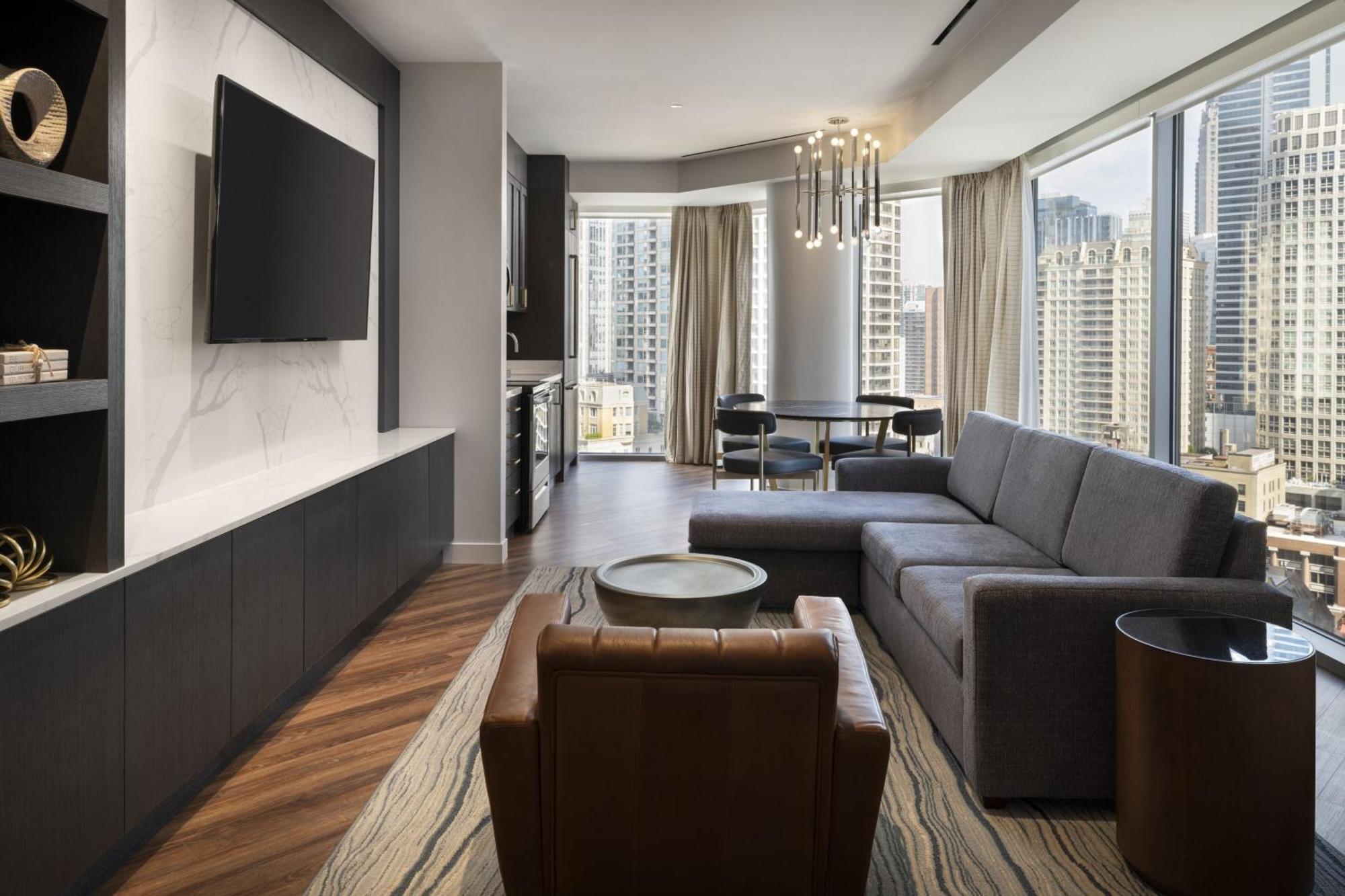 By Marriott Downtown Magnificent Mile Chicago